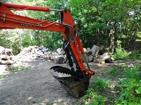 kubota mini excavator thumb not working|kubota hydraulic thumb problems.